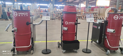 工業(yè)吸塵器在工廠車間的應(yīng)用及其作用.jpg